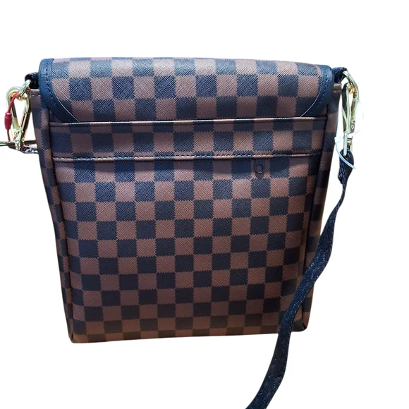 Sprayground Brown Checkered Shark Messenger Bag - Picture 2 of 4